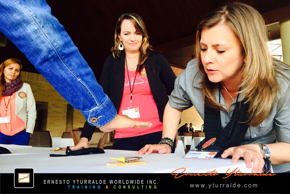Actividades lúdicas y vivenciales de Team Building para organizaciones en LATAM