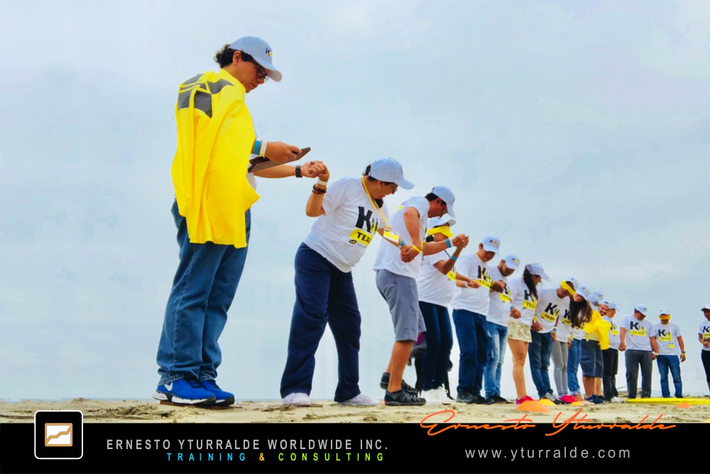 Dinámicas grupales y talleres experienciales para fortalecer equipos en Latinoamérica